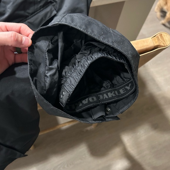 Oakley ski/snowboard pants - Picture 4 of 4